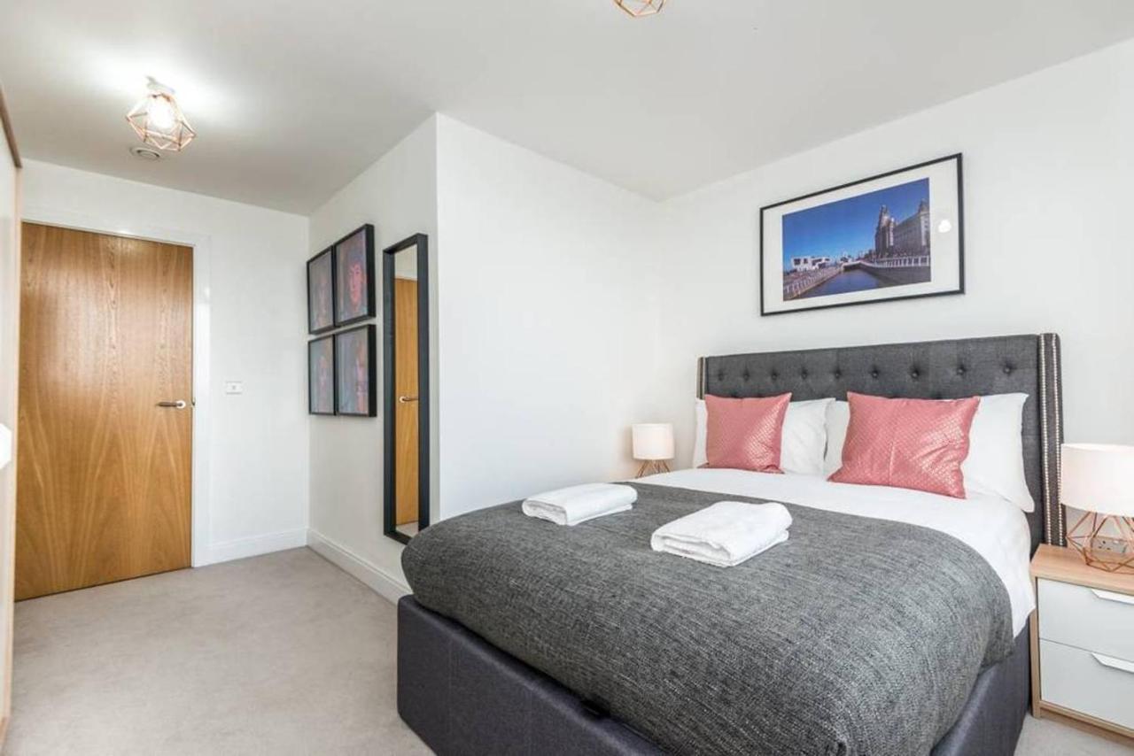 Waterfront Apartment Albert Dock Views Liverpool Esterno foto